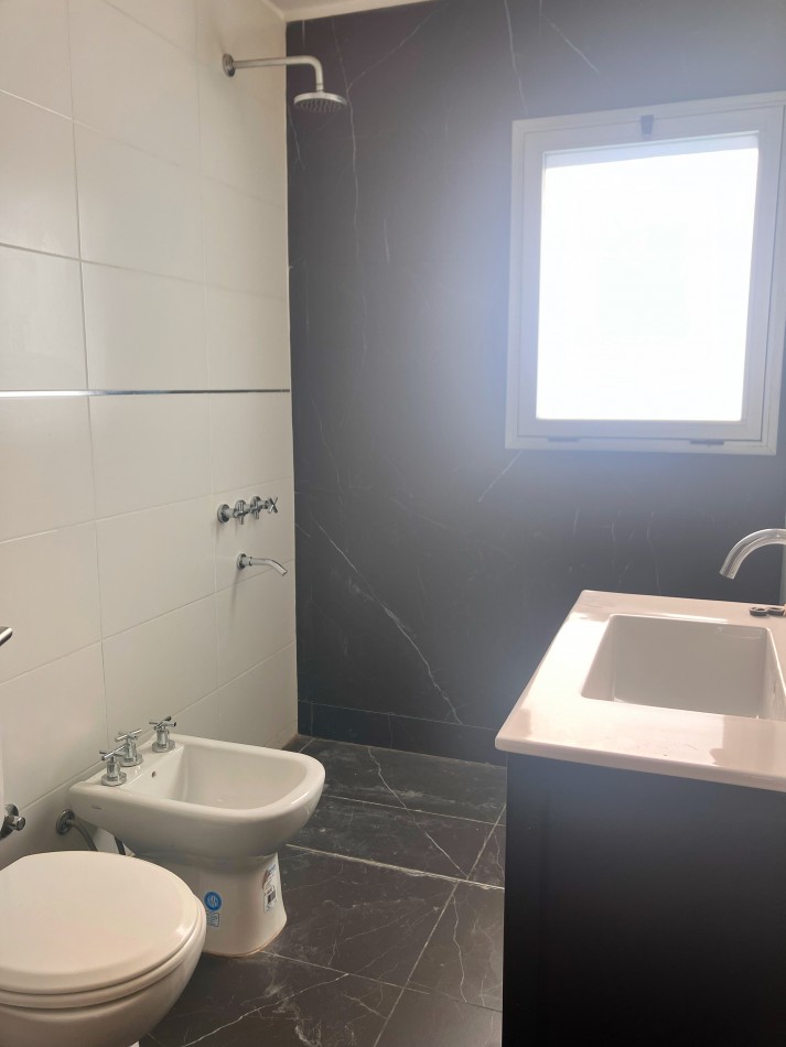 Av. San Martin y E. Zola - Villa Gobernador Galvez